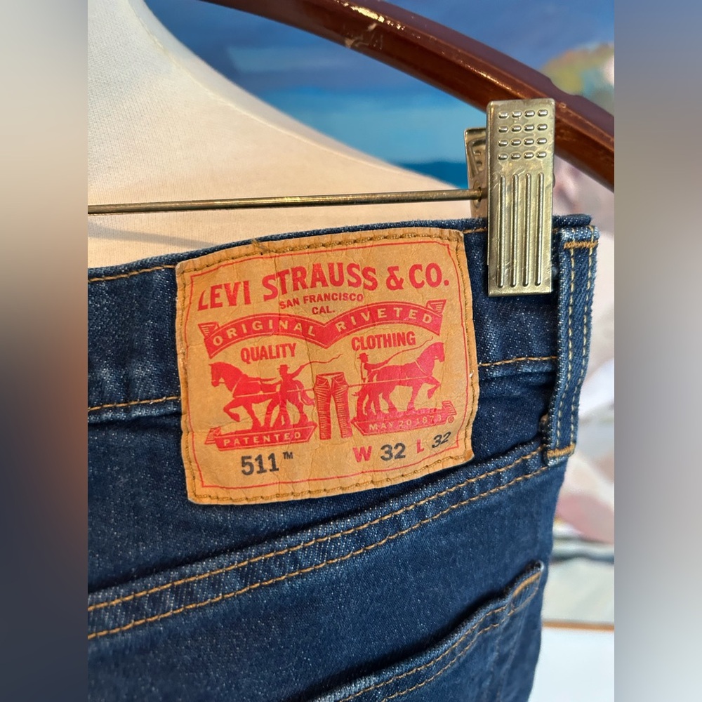LEVI STRAUSS & CO 511 Jeans NWOT